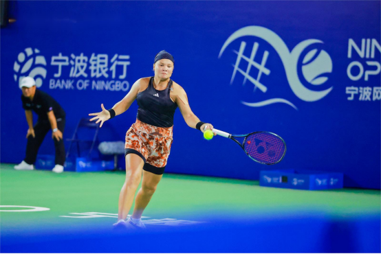 着深厚感情 着深厚感情