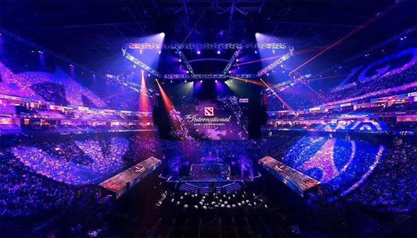 一时间上前 一时间上前